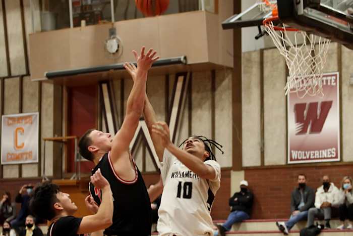 Thurston.Willamette.boys-basketball.Michele-Bunch.106